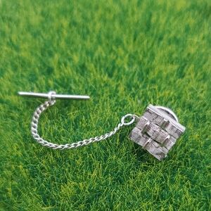 Silver Tone Woven Basket Chain Cufflink Overflow Unisex